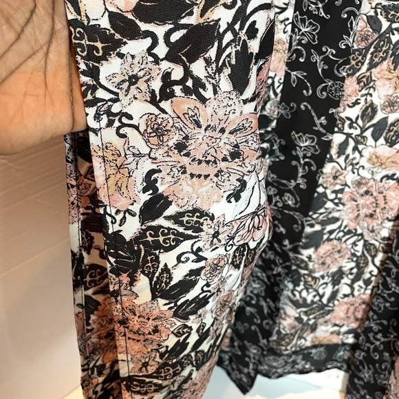 Kimchi Blue Floral Print Lightweight Airy Feminine Kimono/Cardigan Size M/L, - Picture 11 of 12